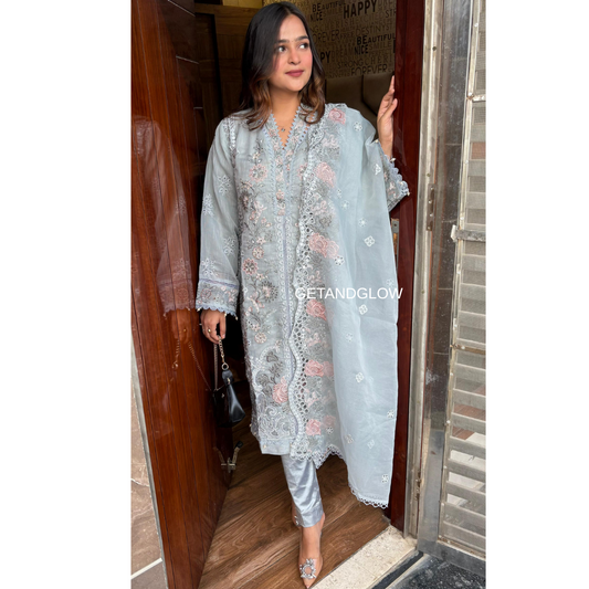 GULAMRG "LIGHT BLUE" SUIT