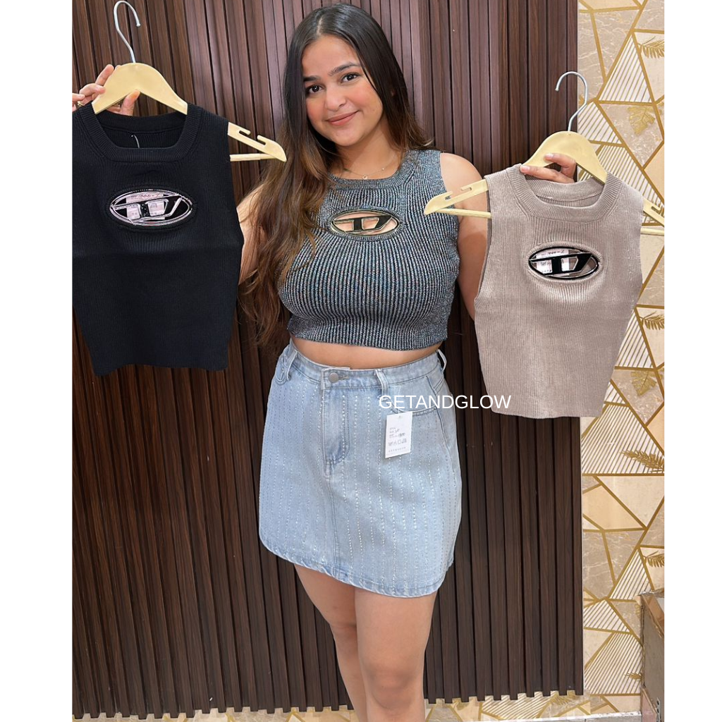 D crop top