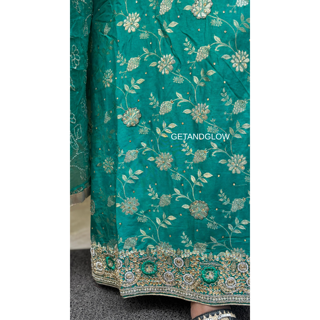 PARVI UNSTICHED FABRIC
