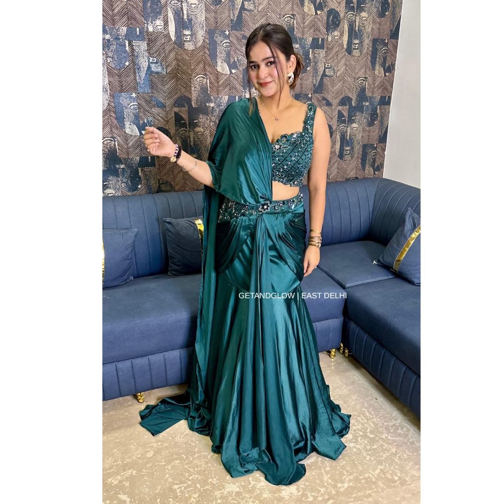 "HRITHI" DESIGNER FISH-CUT DRAPE