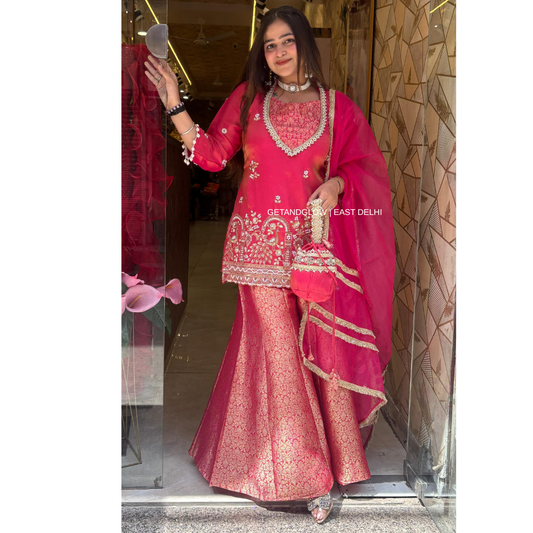 "NOOR" 4 PIECE DESIGNER SUIT WITH POTLI