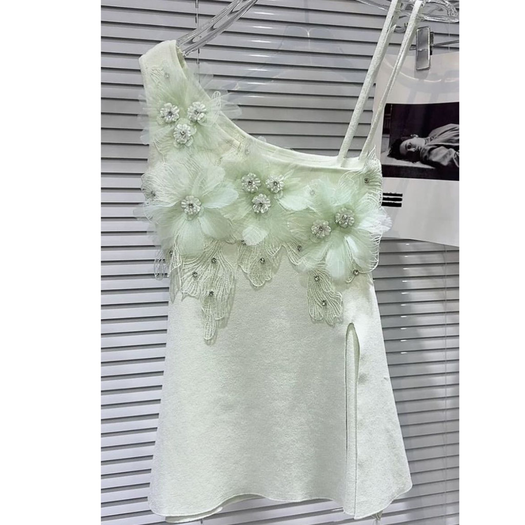 "HAMAIRA" DESIGNER TOP