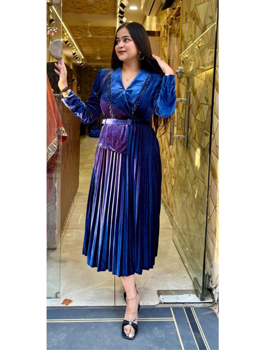 AFILIA VELVET DRESS WITH BELT