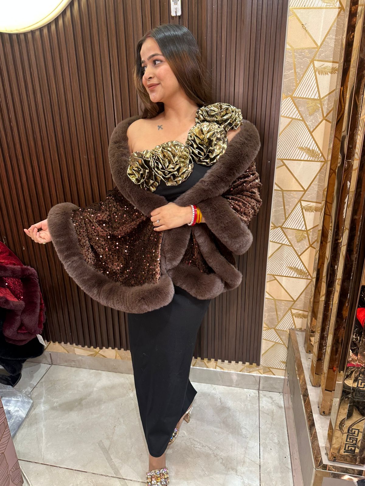 Sequence Fur Stoles