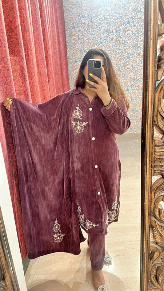 "SUDA" DESIGNER 3 PIECE SUIT WITH STOLE