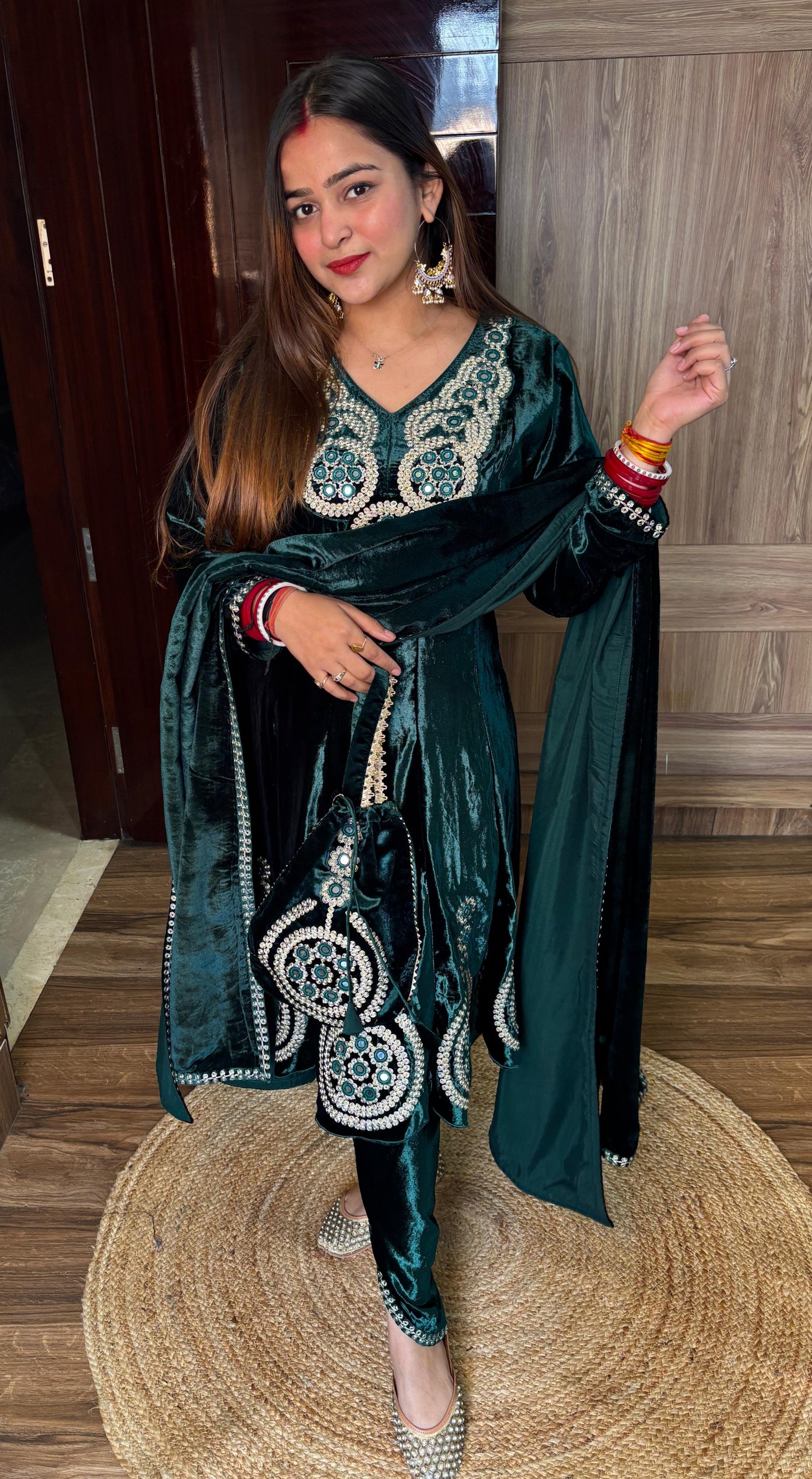 "TAMANNA" TULIP SET WITH POTLI