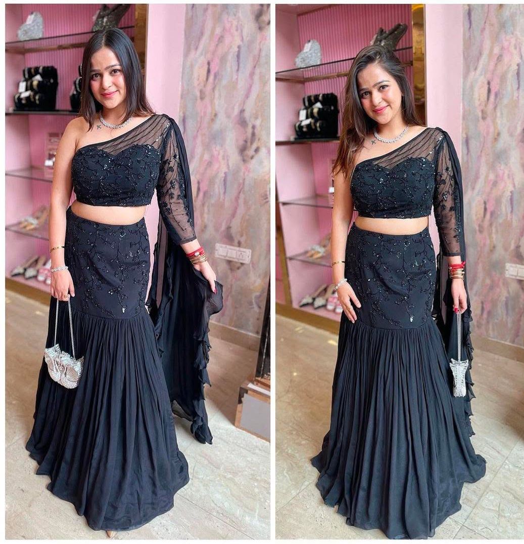 "SEERA" fishcut drape