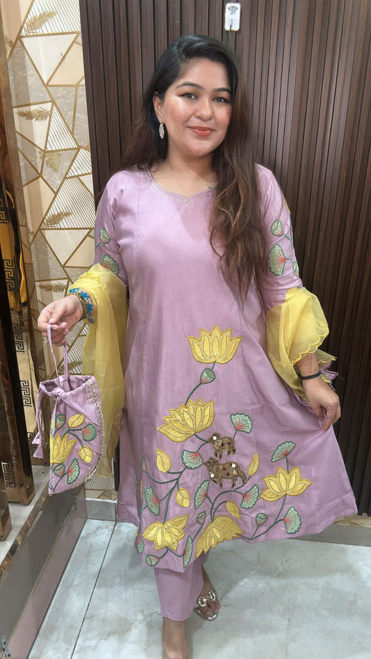 "HEER" MAUVE APPLIQUE" - 4 PIECE SUIT WITH POTLI