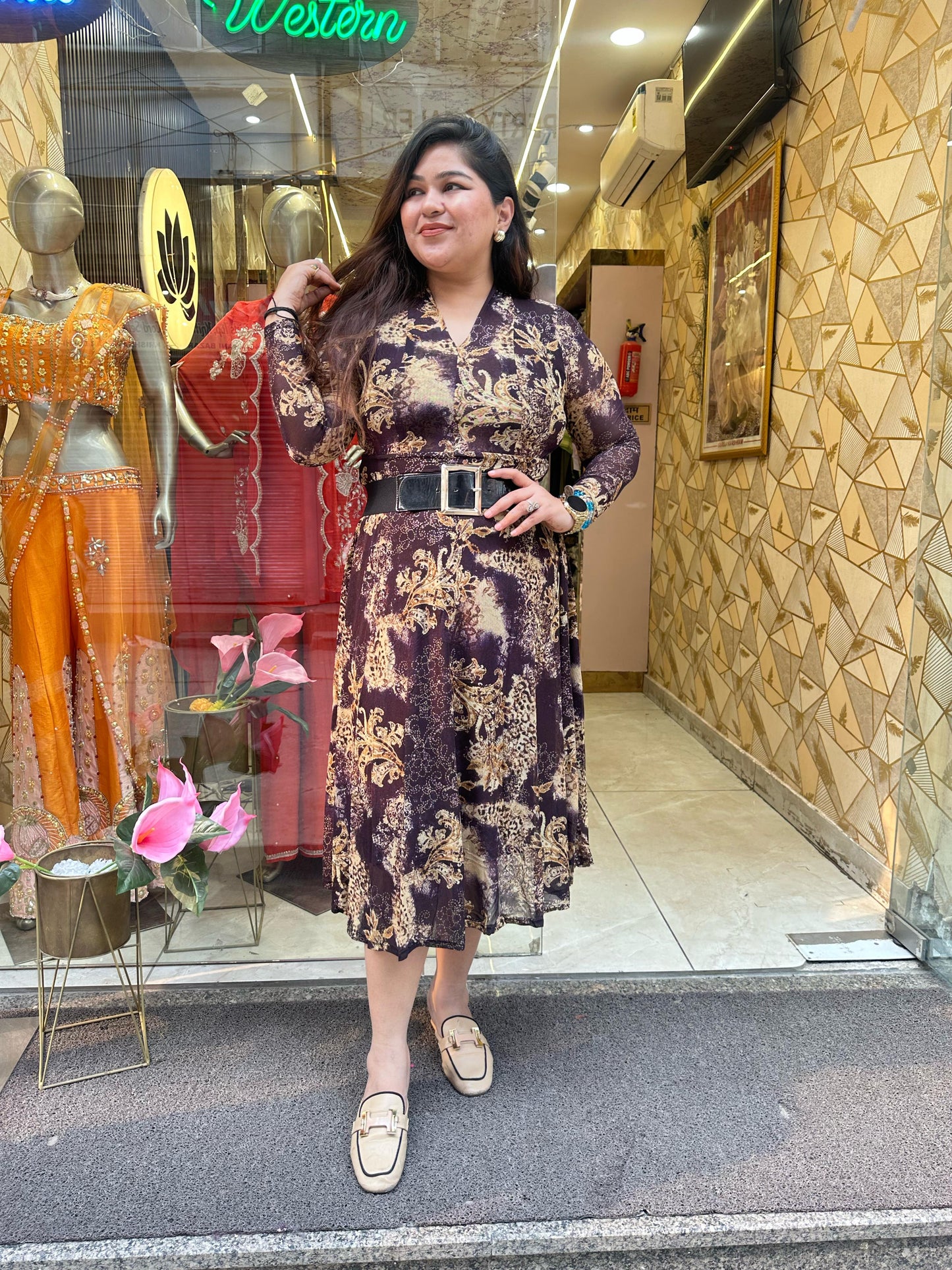 "MERA" DRESS WITH BELT