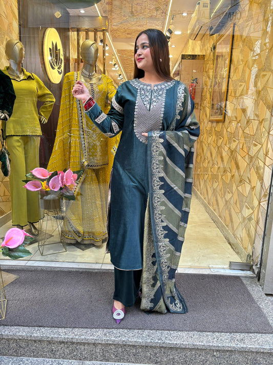 Sanam Blu Velvet 3 piece suit