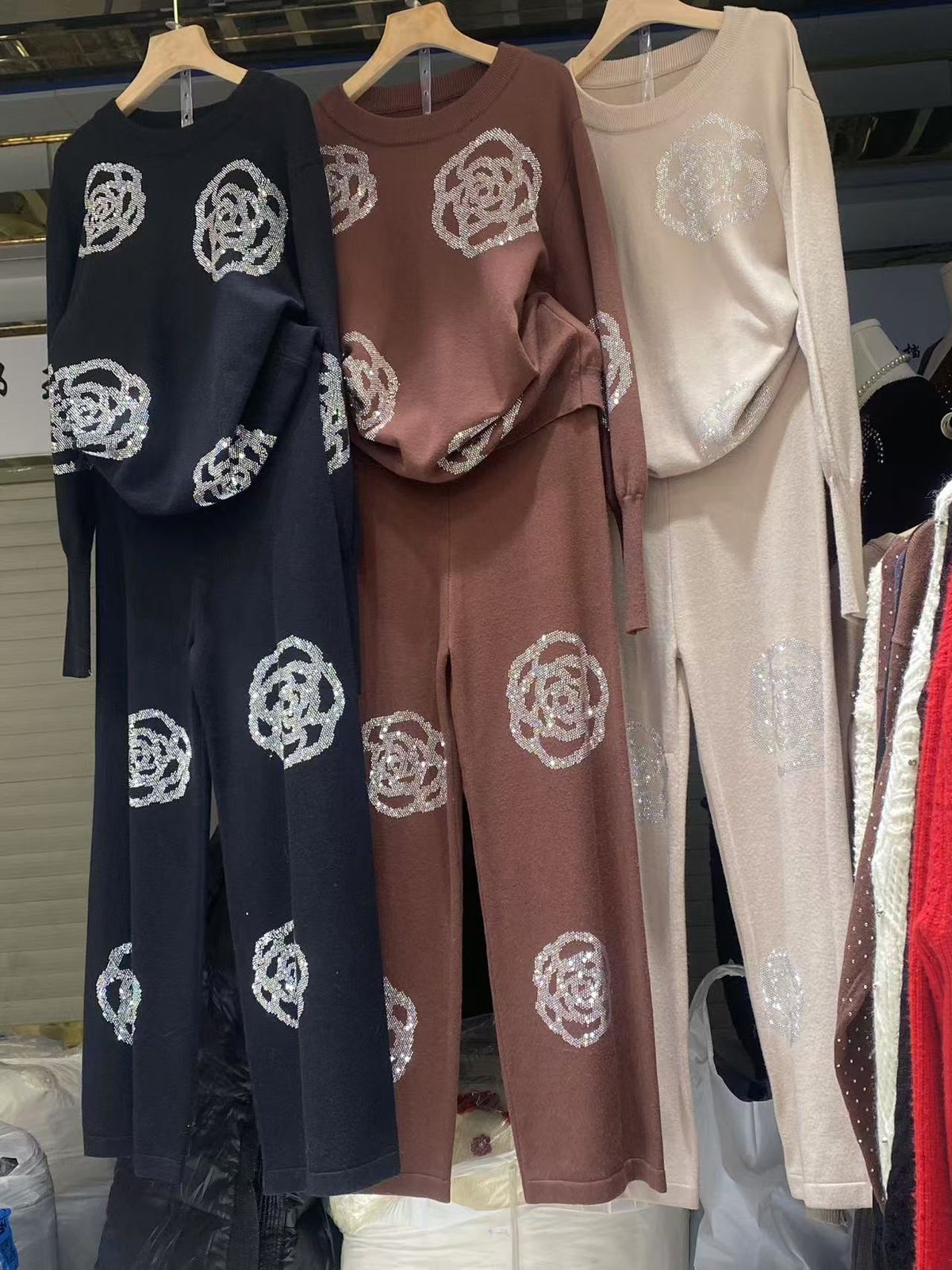 "ADDA" SWAROSKI WINTER COORSET