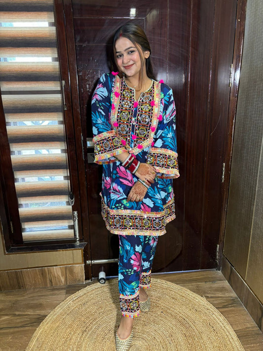 Bhumroo Short PomPom Coords