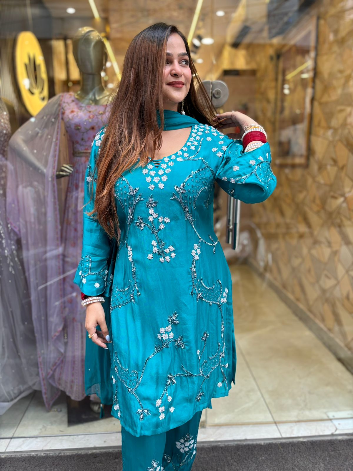 Peacock Hulara Suit