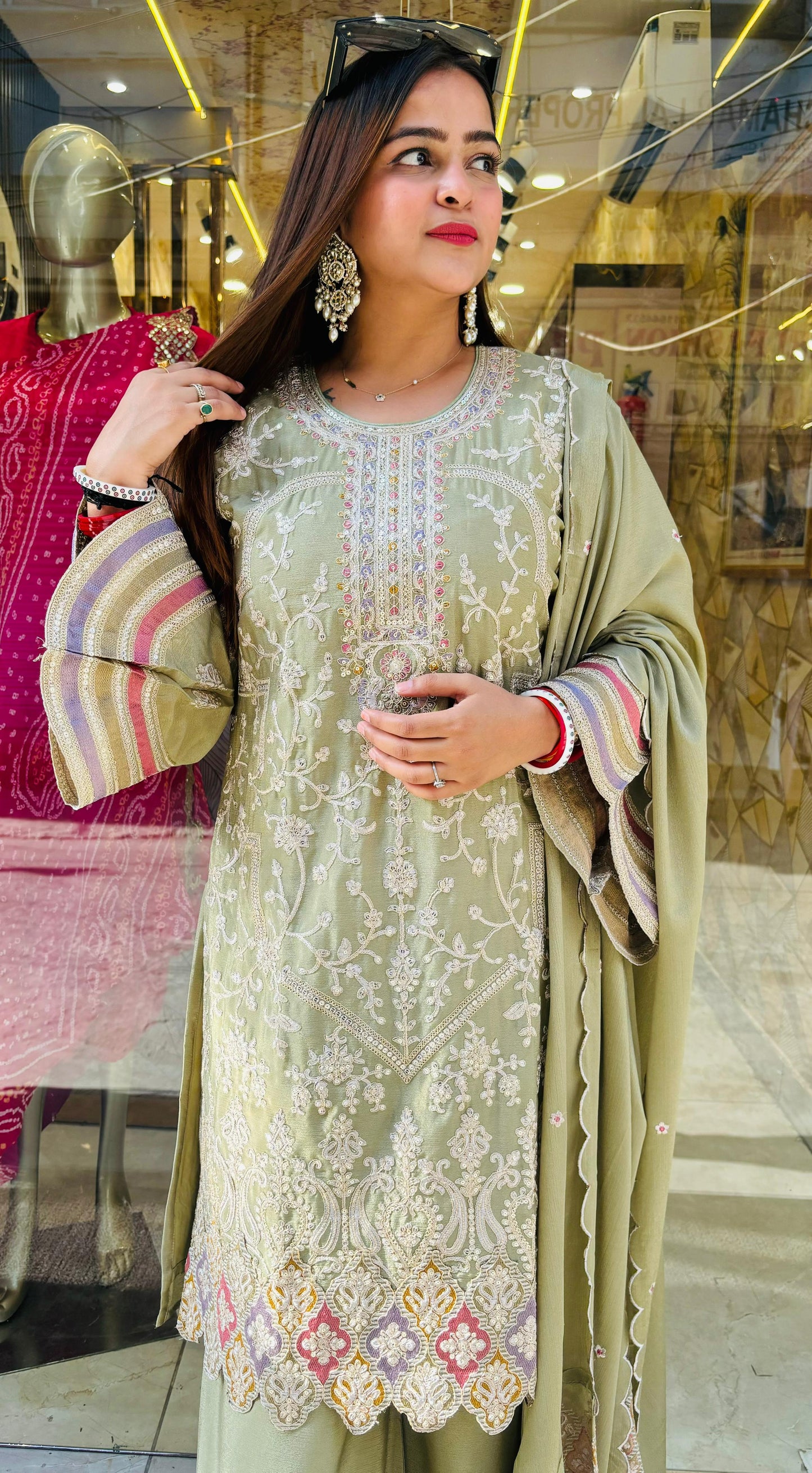 Hira Pakistani Suit