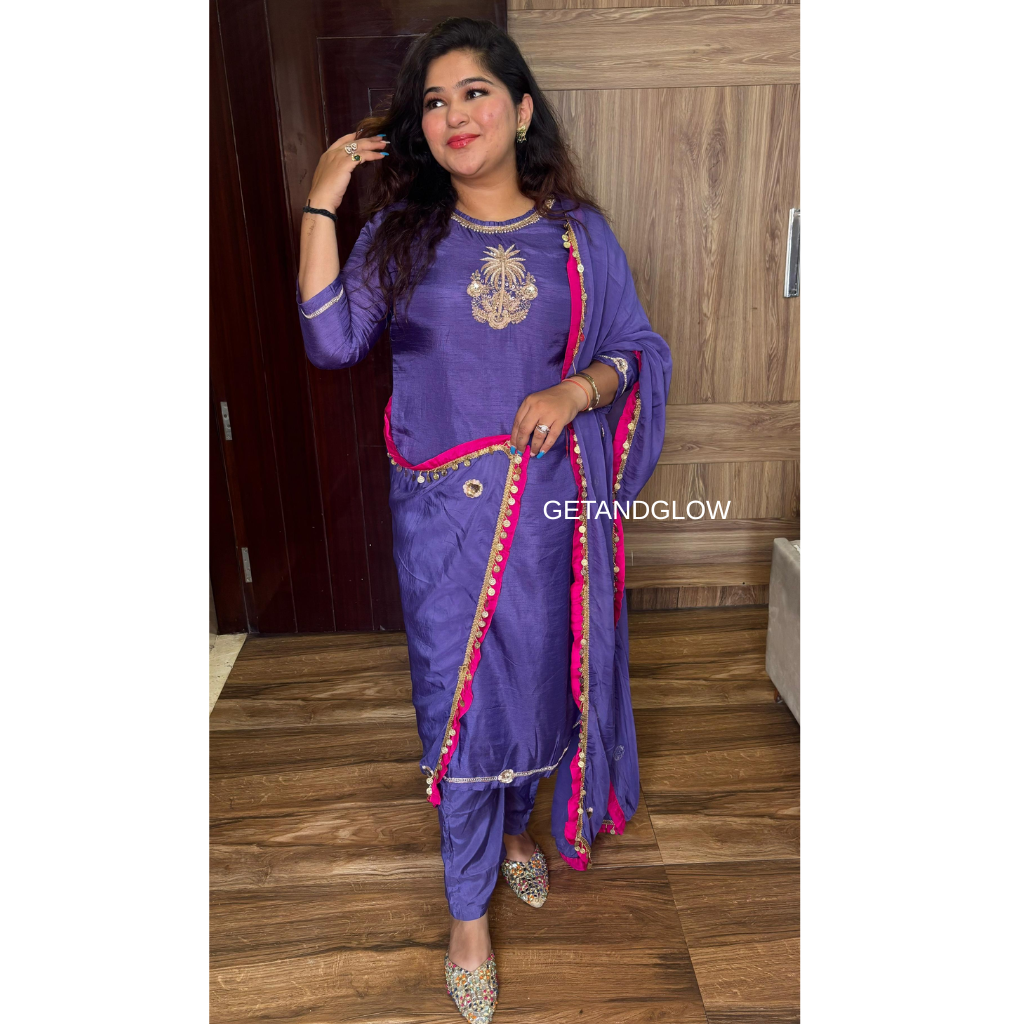 "VIBHAV" DOLA SILK - ZARI LUXE SUITS