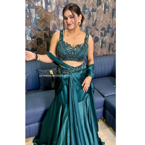 "HRITHI" DESIGNER FISH-CUT DRAPE