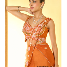 Simmy-drape carnival set
