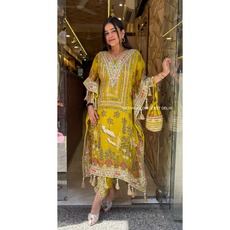 "AAVYA" KAFTAN SET WITH DHOTI & POTLI