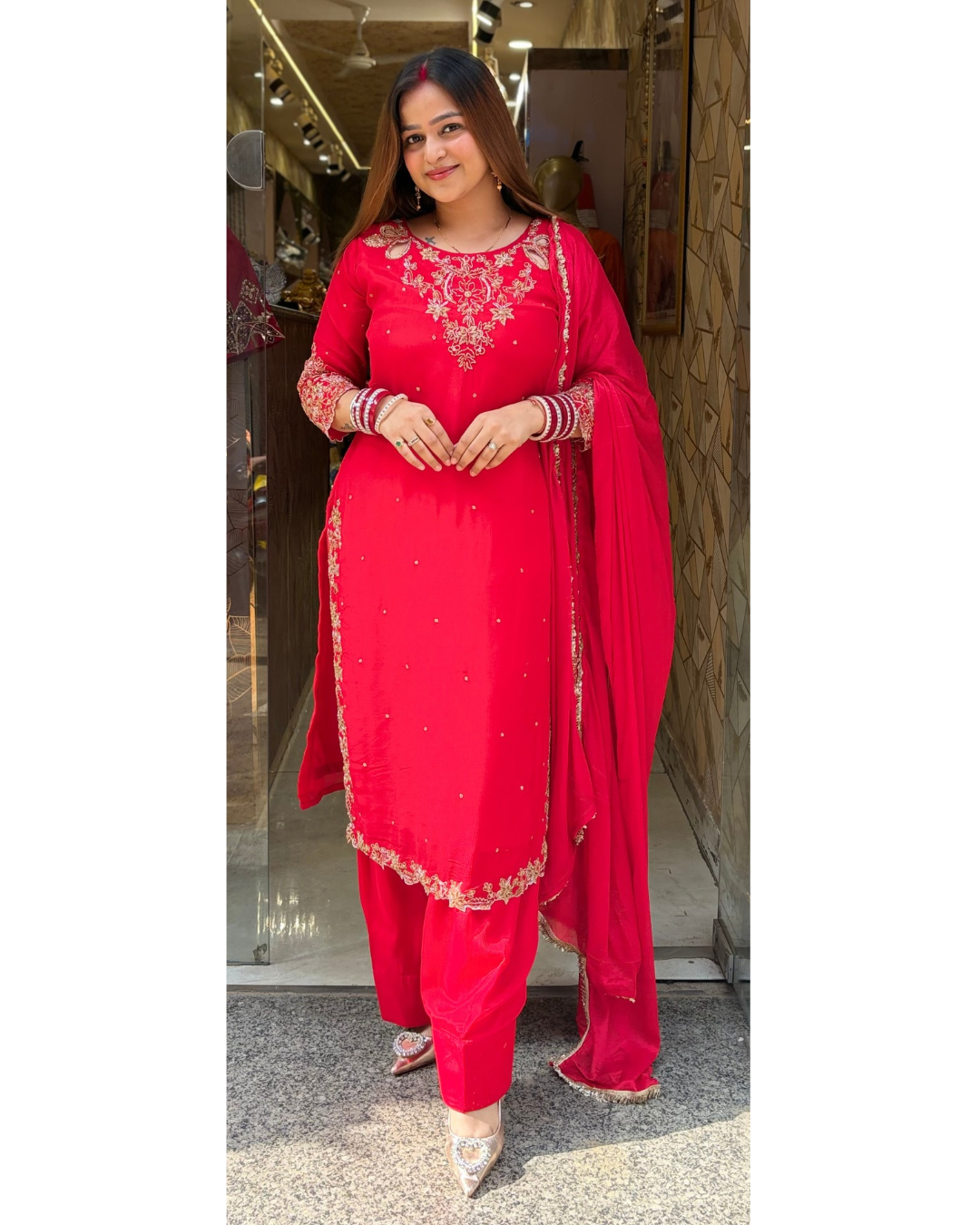 "RADHE"-DESIGNER SUIT