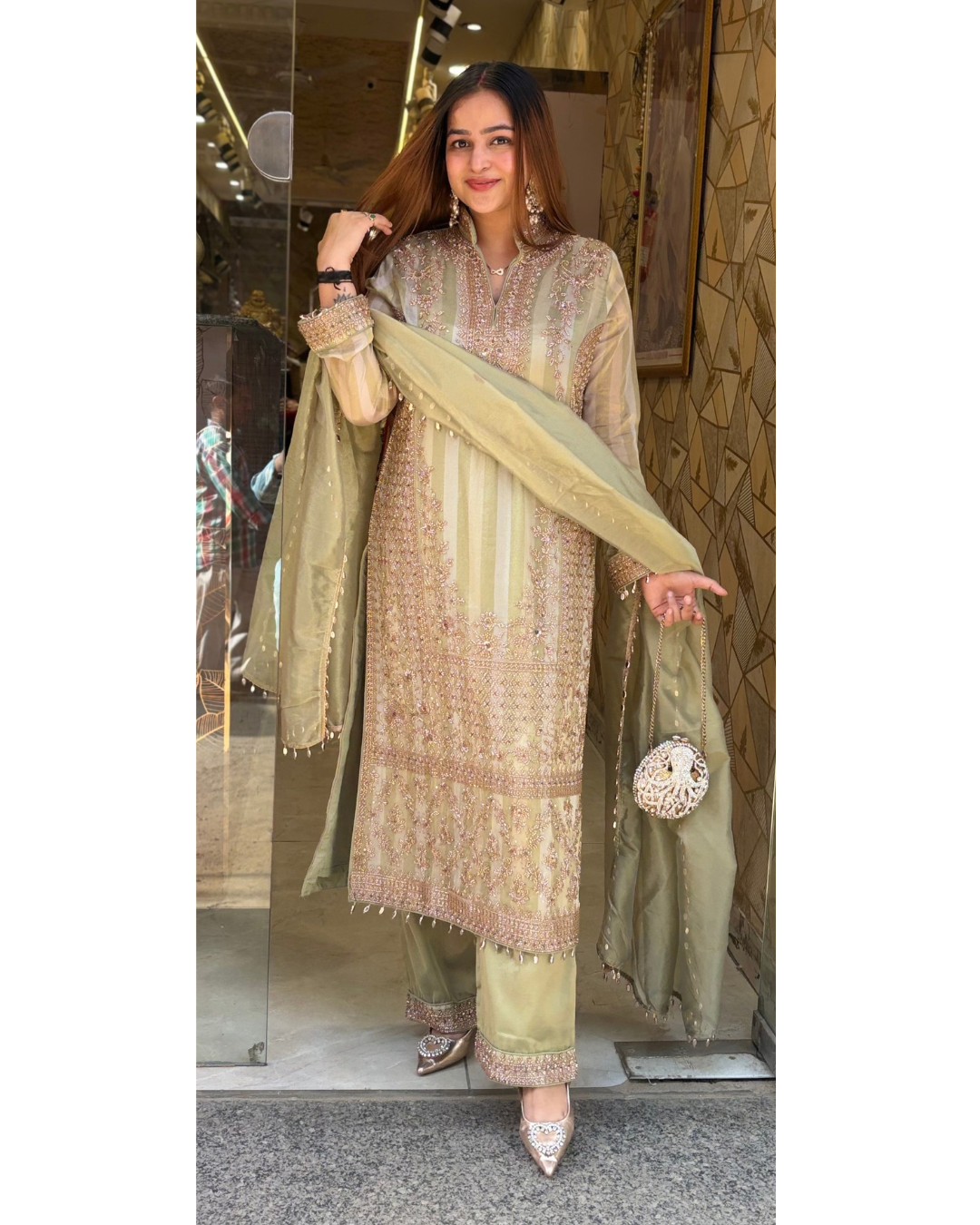 "MEENA"-STRAIGHTSUIT