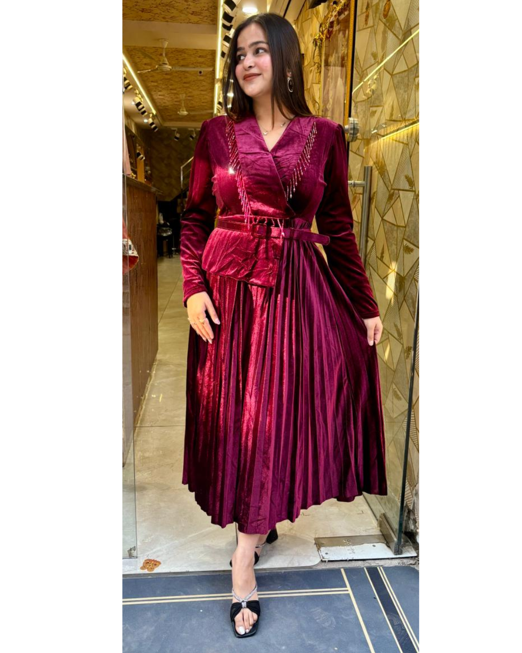AFILIA VELVET DRESS WITH BELT