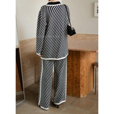 zebra-stripes cordset