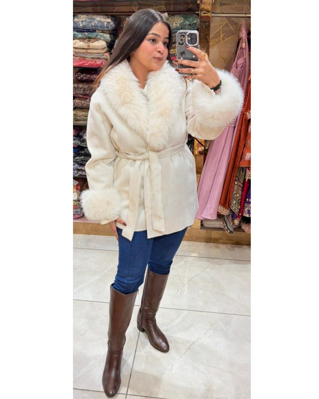 FUR COATS WITH DEATTCAHBLE FUR