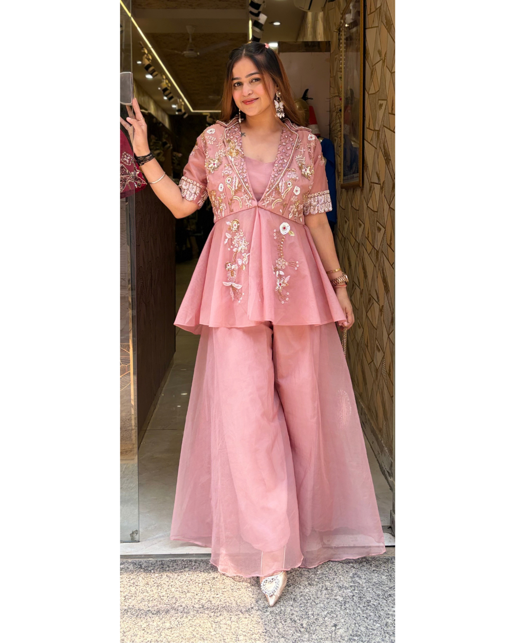 NOORIE-INDOWESTERN
