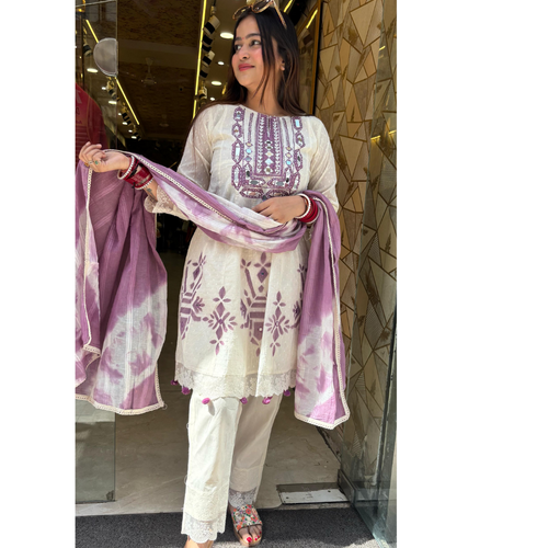 "AASHIYA" SUIT