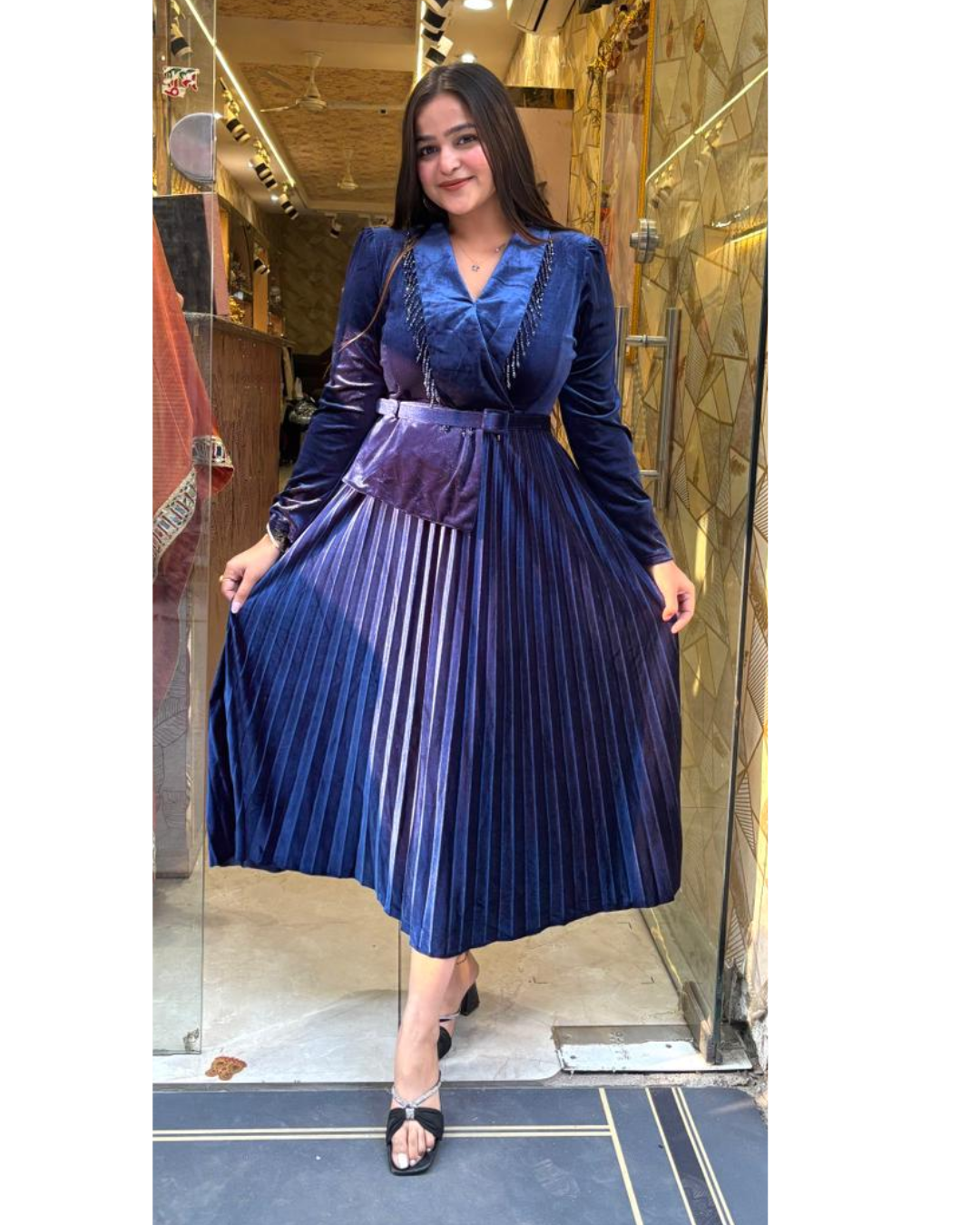 AFILIA VELVET DRESS WITH BELT