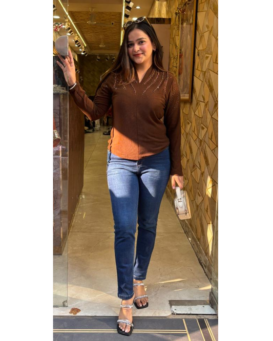 STUDDED FULL SLEEVES TOP