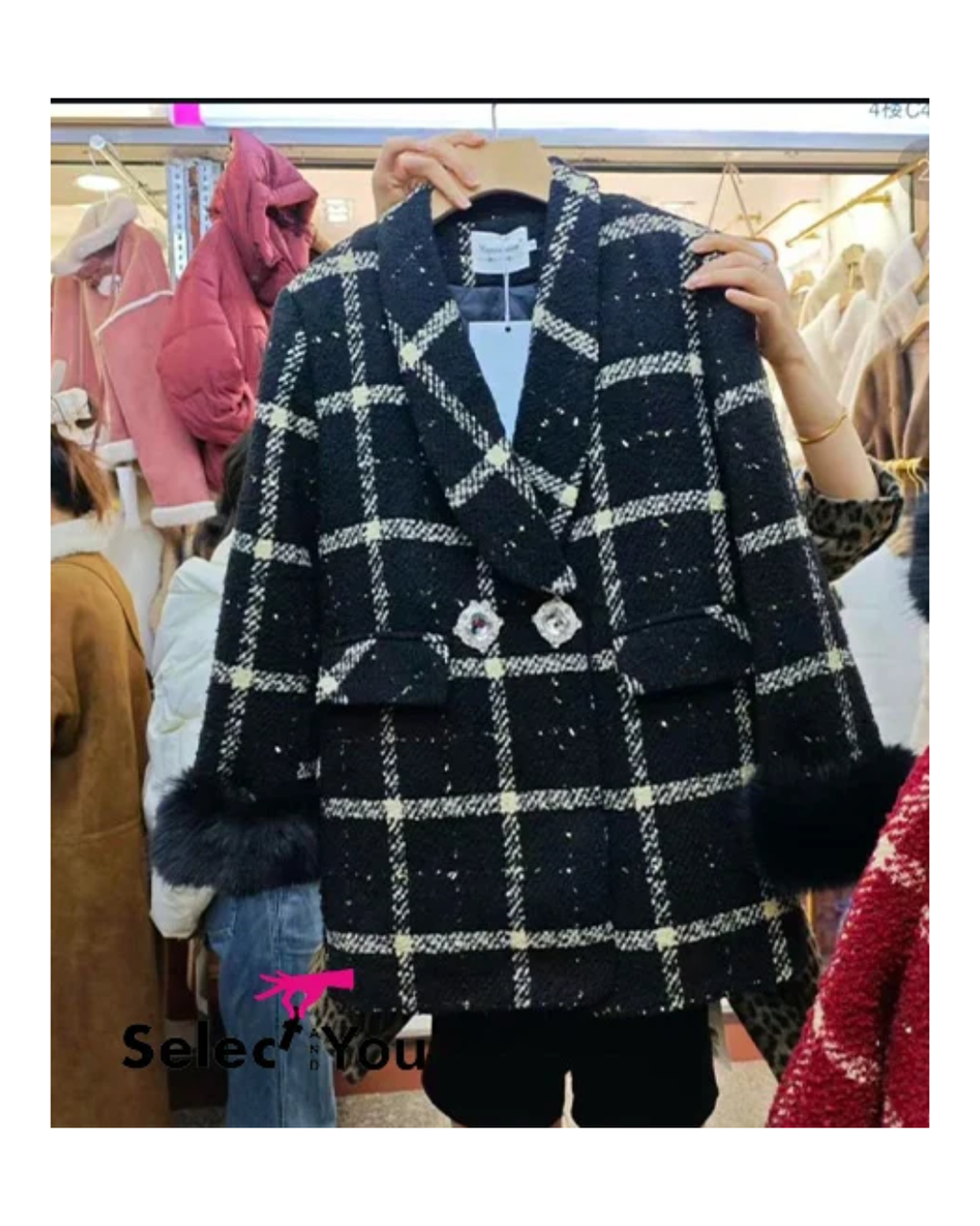 TWEED BLAZER WITH DETACHABLE FUR