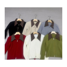 woollen top with leather collars