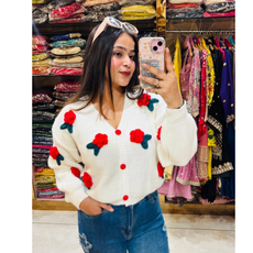 BETTY-FLORAL WINTER SWEATER