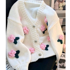 BETTY-FLORAL WINTER SWEATER