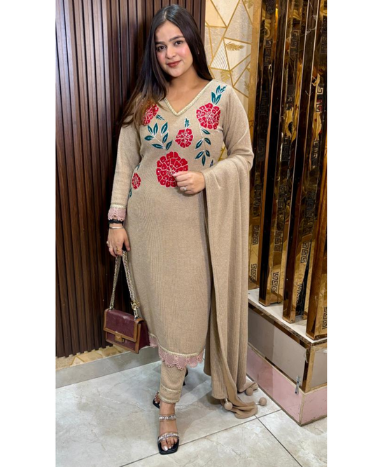 RESHMA-WOOLLEN SUIT