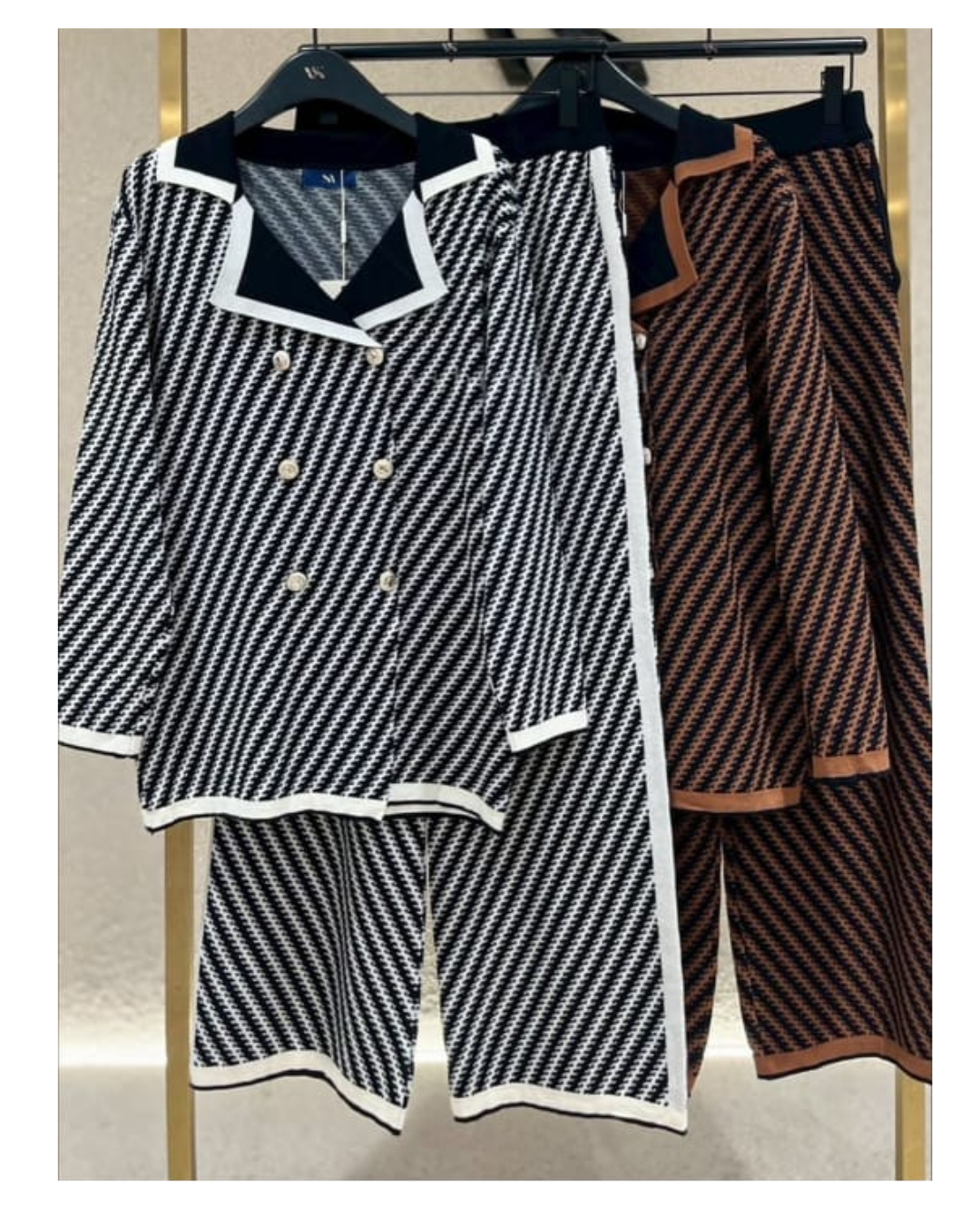 zebra-stripes cordset