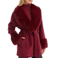 FUR COATS WITH DEATTCAHBLE FUR