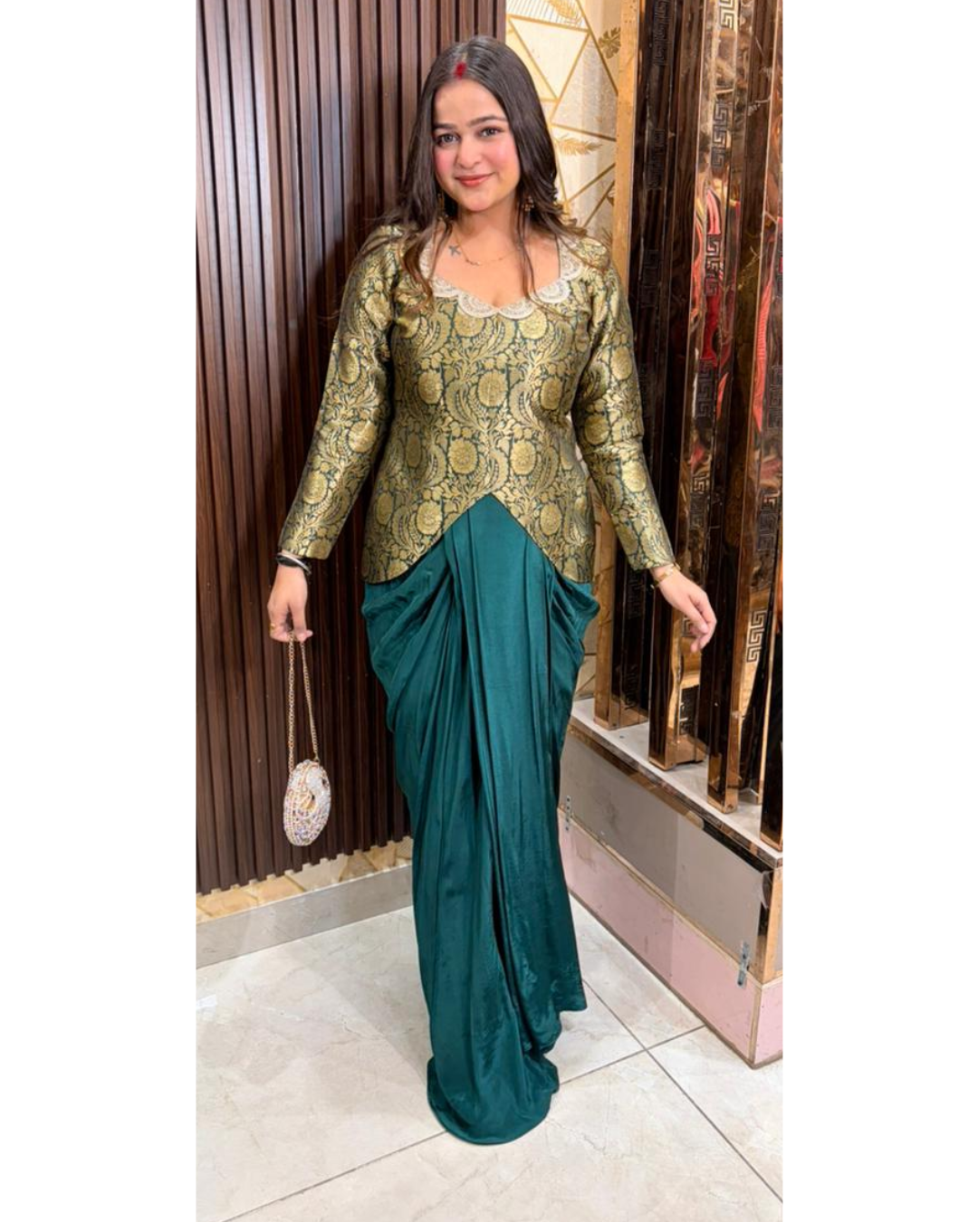 MONA-TWO PIECE SET