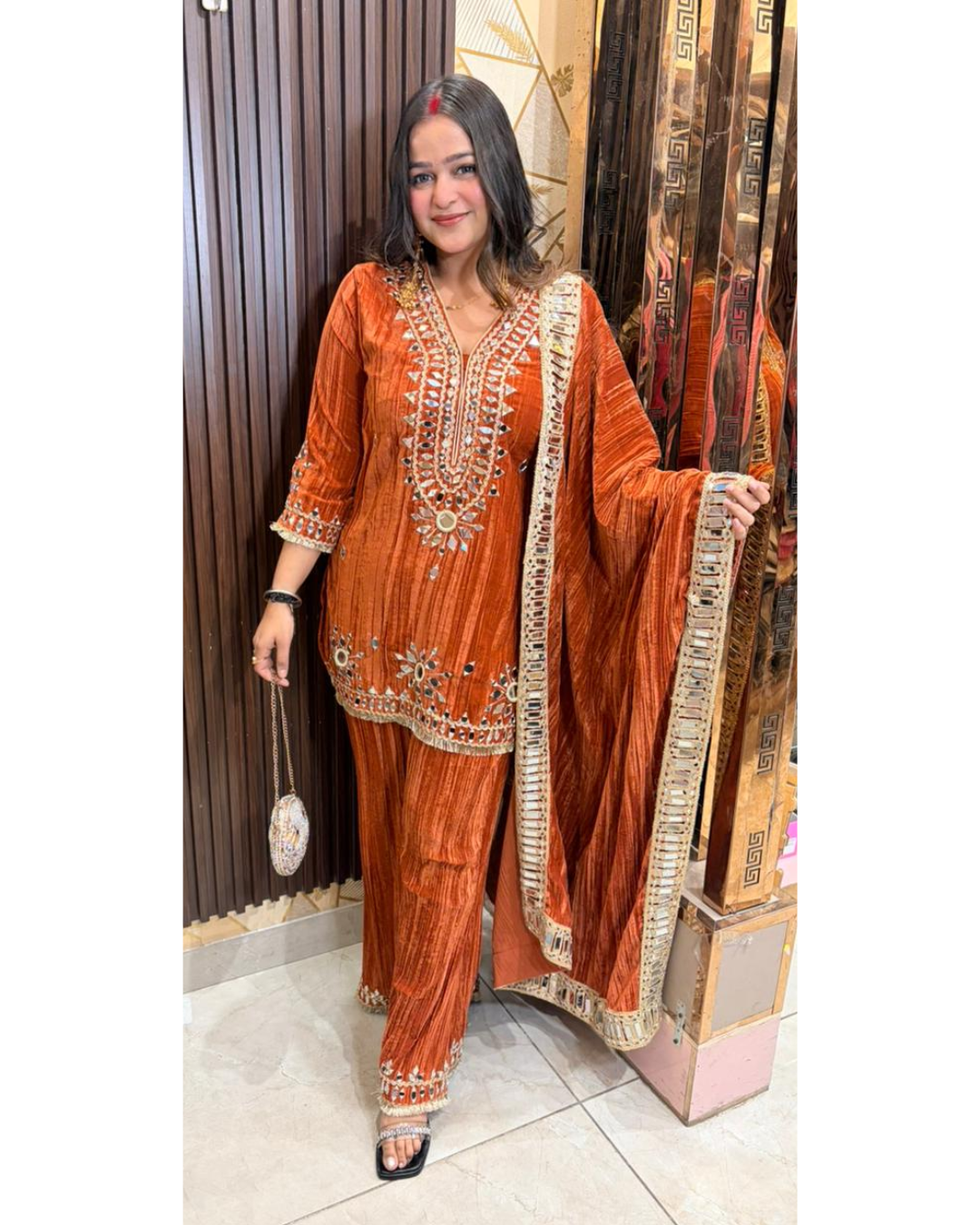 LOHRI-SPECIAL VELEVT SUIT