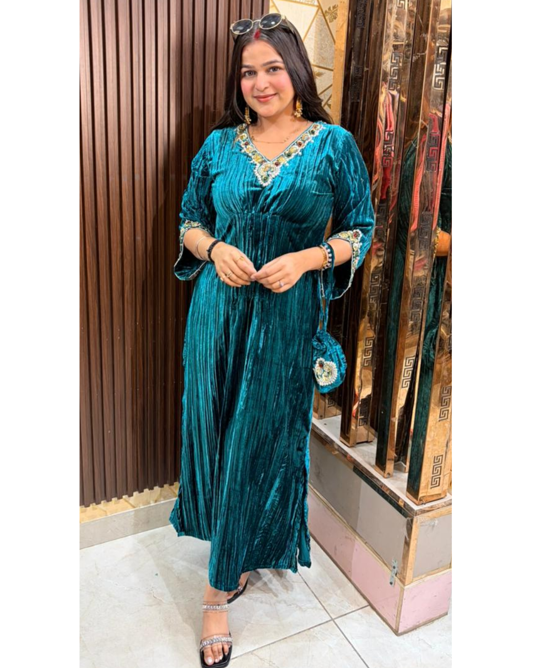 kirti-velvet dress