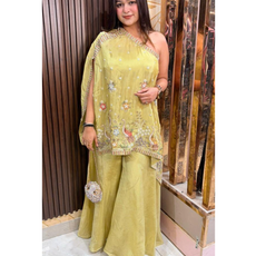 ISHRA-THREE PIECE SET