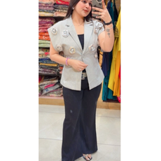 FLO-BLAZER TOP