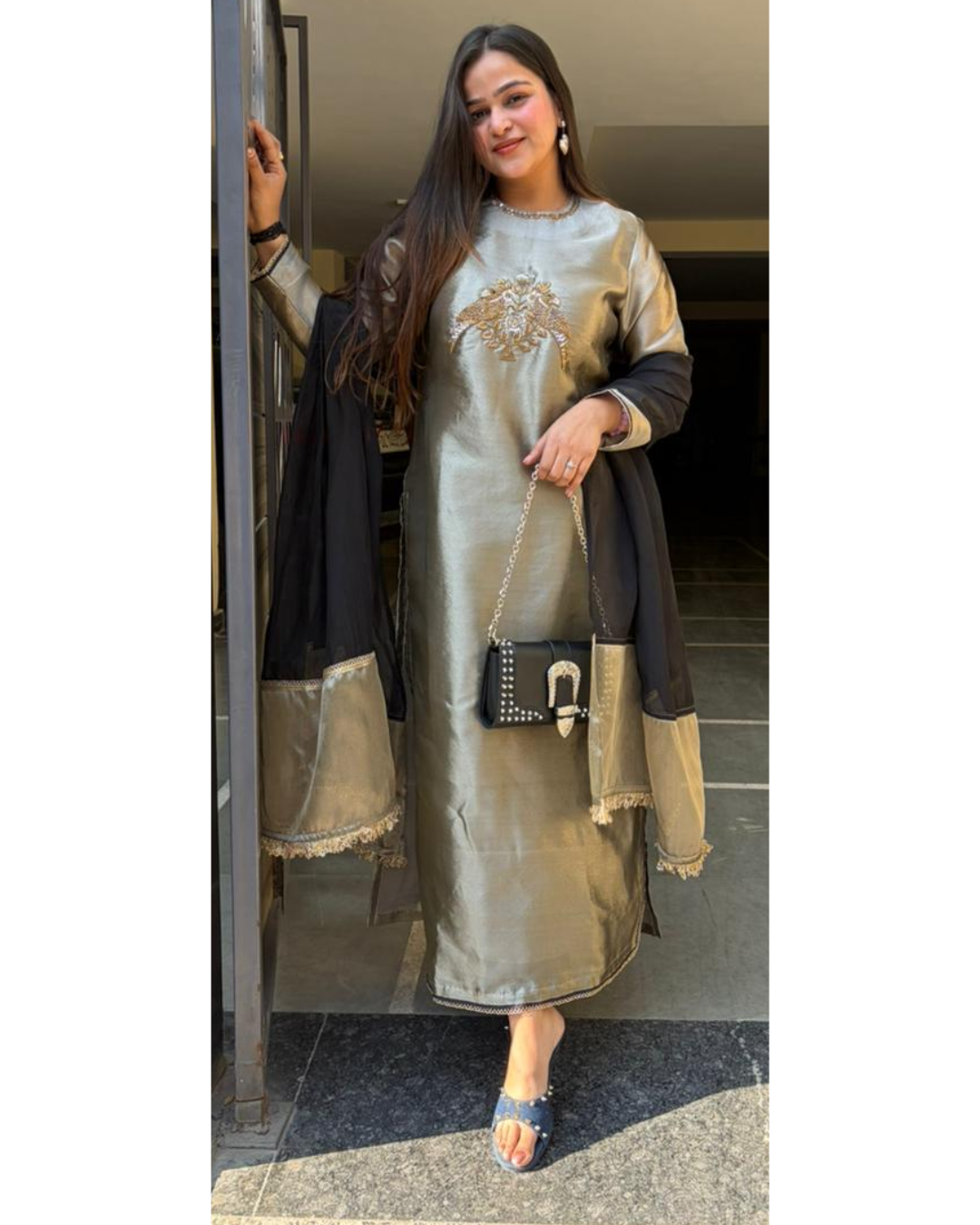 AFREEN-CLASSIC SUIT