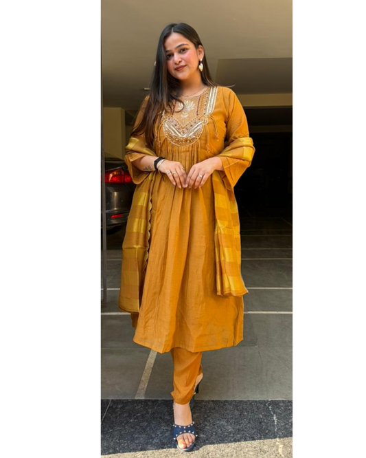 SHREYA-MULCOTTON SUIT