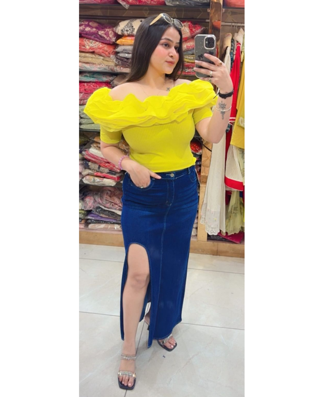 RORO-RUFFLE TOP