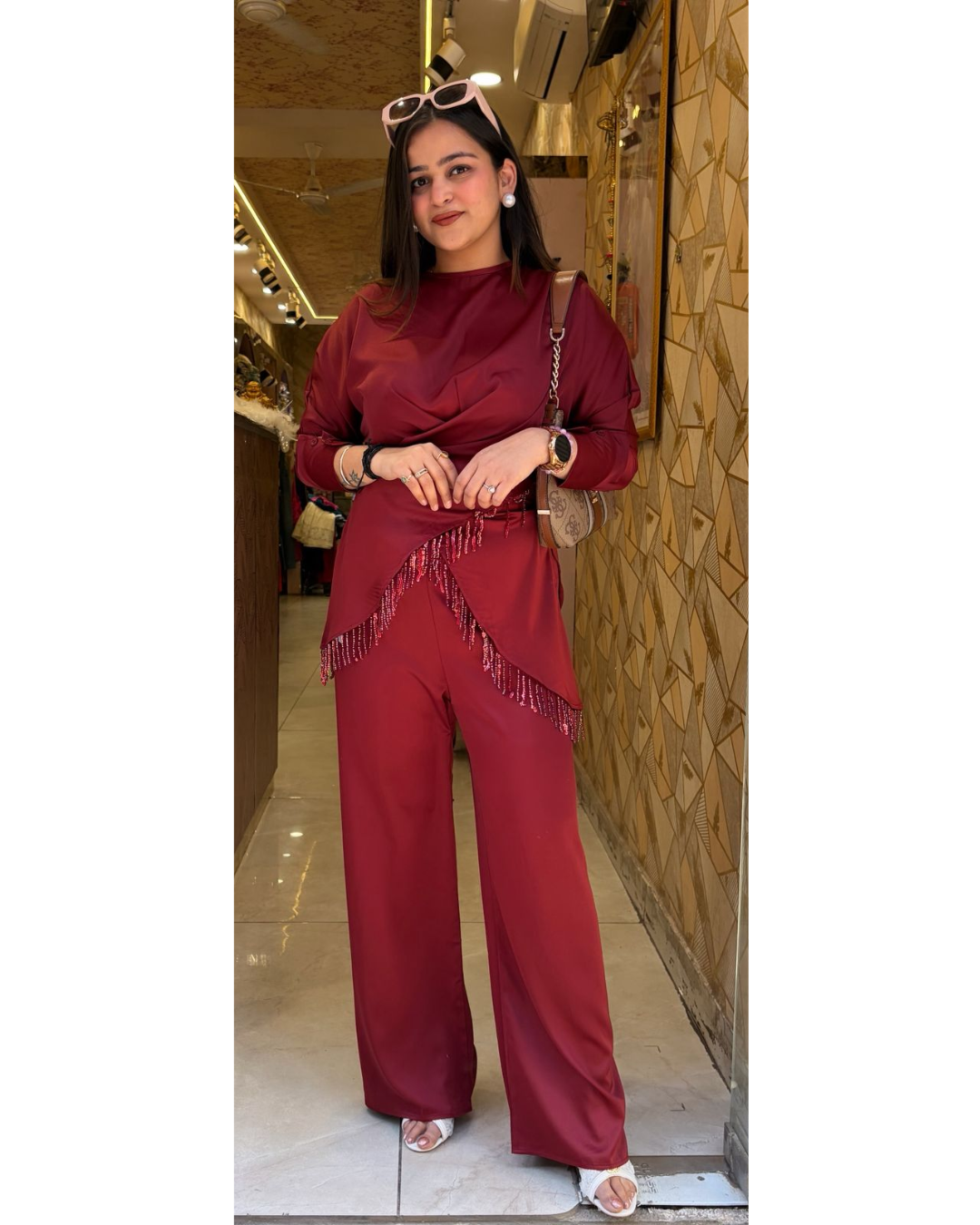 LAILA-KOREAN CORSDET