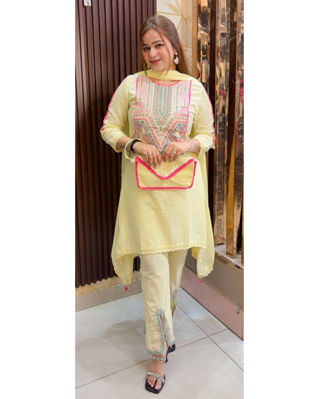TISHA-SUIT WITH BAG