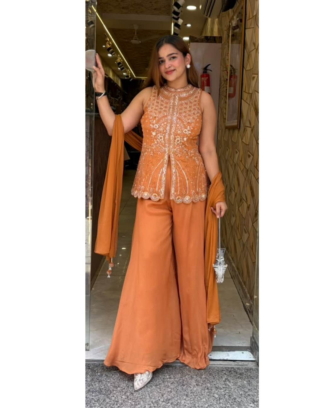 ANJALI-PLAZO SET