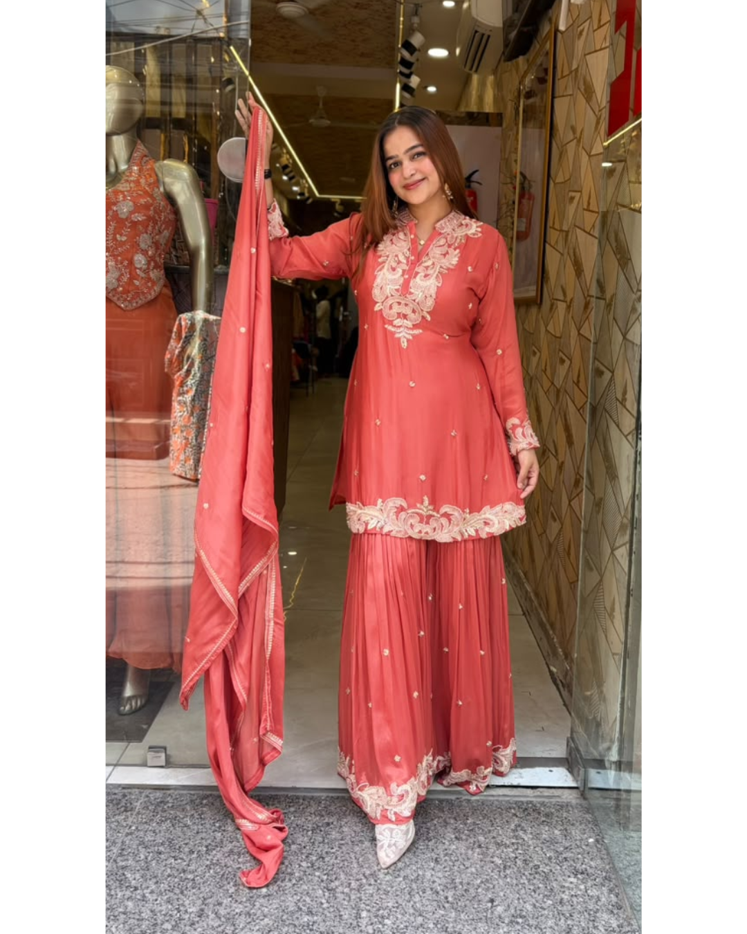 SIMMY-SHARARA SET